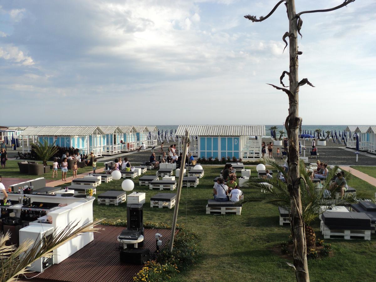 Villino Dei Coralli Ostia Buitenkant foto
