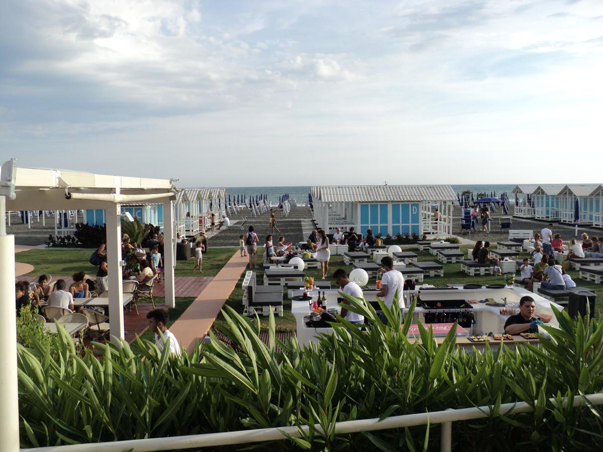 Villino Dei Coralli Ostia Buitenkant foto